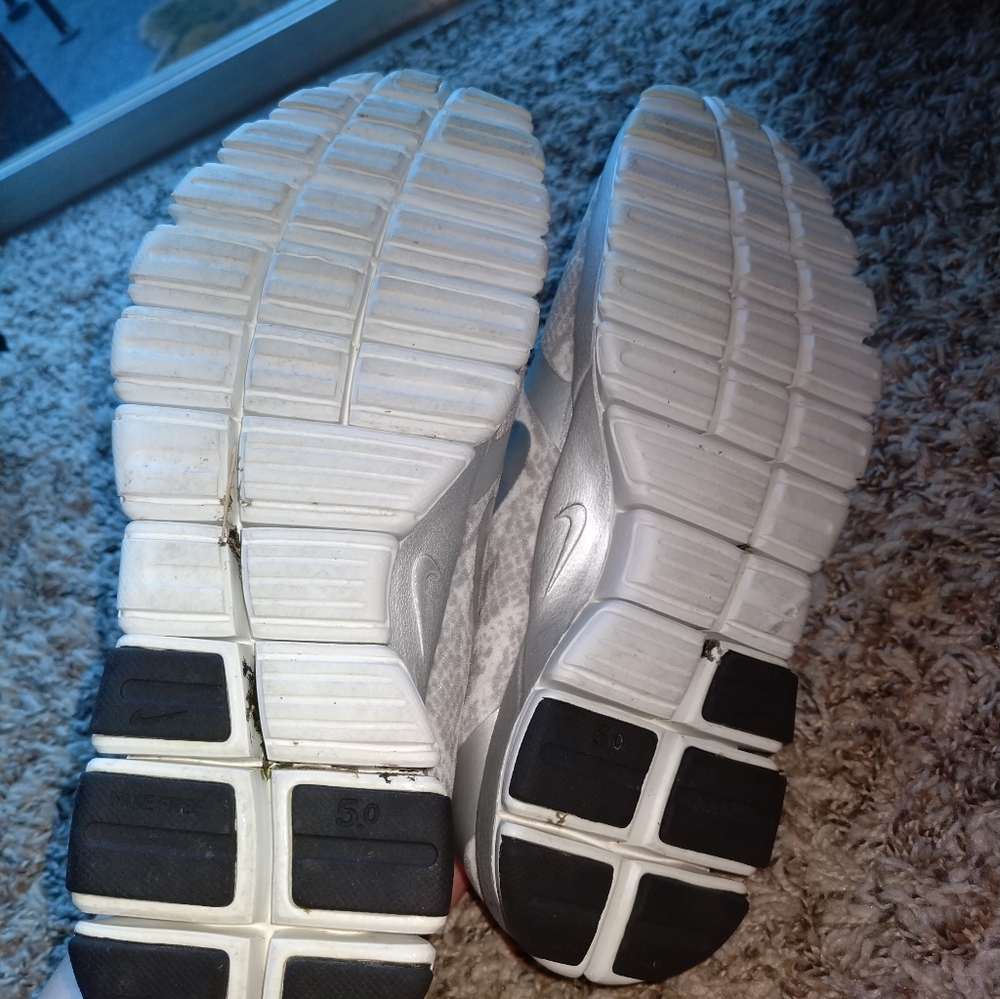 Vintage Nike Sneakers (Snake Skin) - Picture 6 of 6